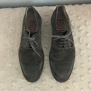 Vibram Lace Up Oxfords Suede Grey Size 10
